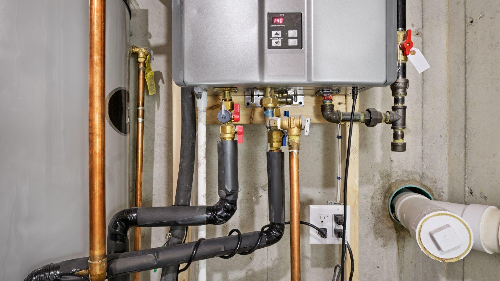 tankless water heaters, traditional water heaters, tankless vs traditional, home water heater options, energy-efficient water heaters, best water heaters for home, tankless water heater benefits, traditional water heater comparison, home heating solutions, energy saving water heaters